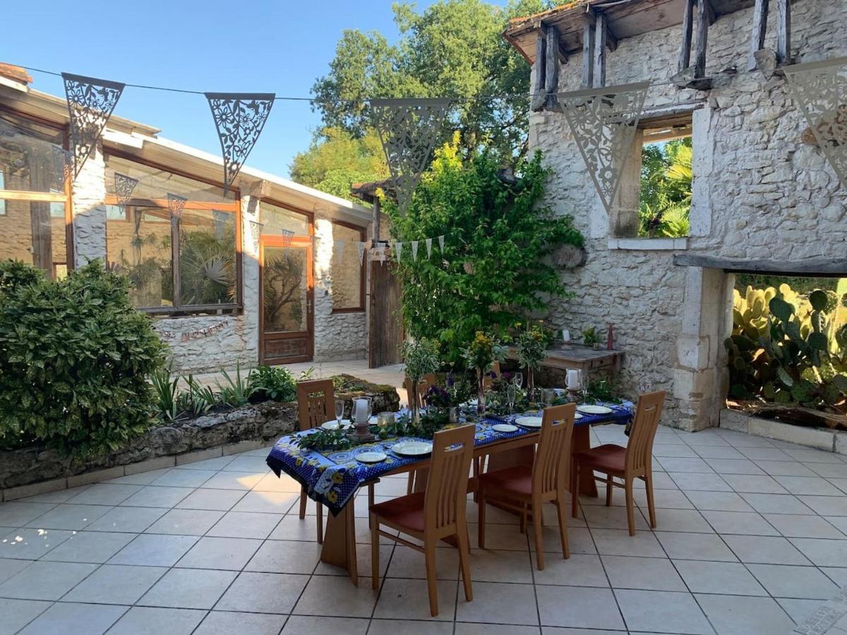 Country Villa For 19 Pool Cinema Football Pitch Verteillac Екстер'єр фото
