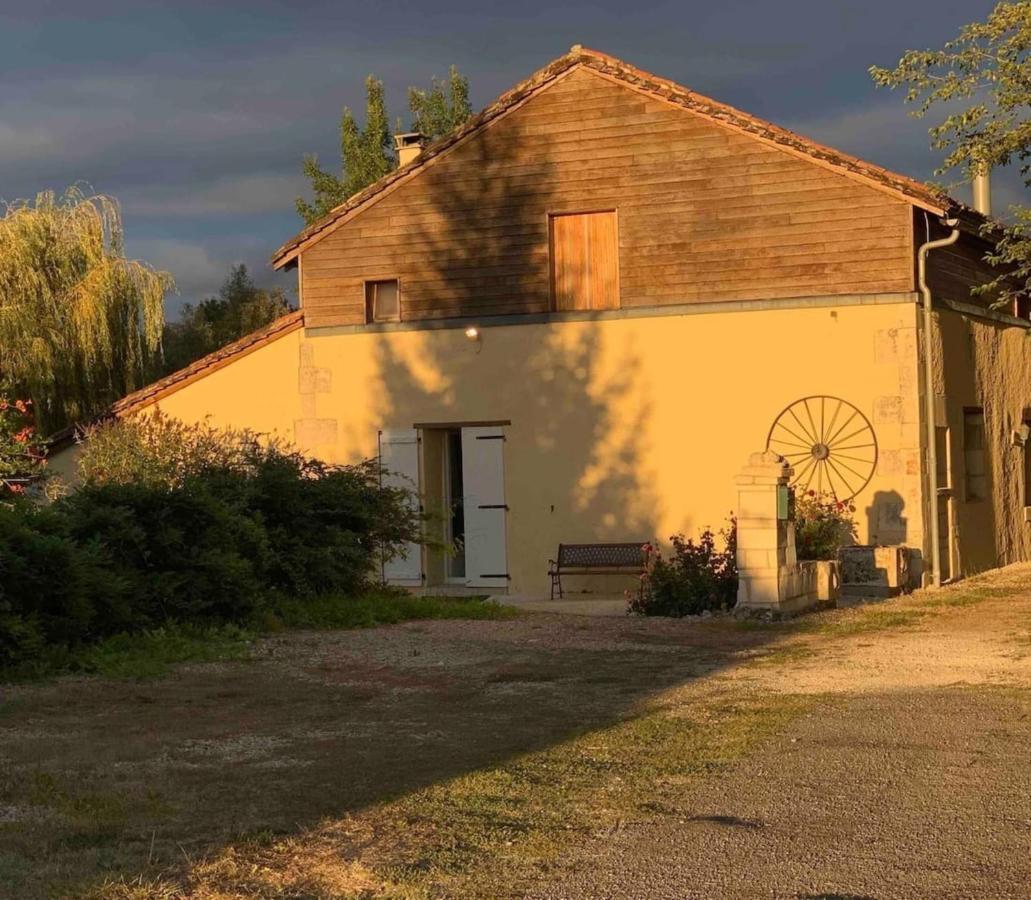 Country Villa For 19 Pool Cinema Football Pitch Verteillac Екстер'єр фото